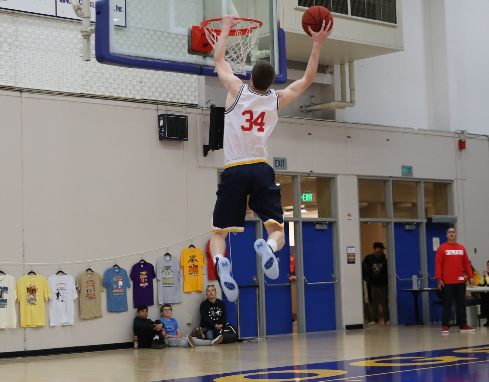 032319 Kiwanis All-Star Spectacular 39.jpg